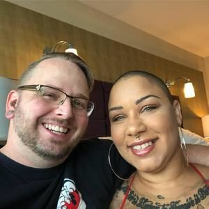 Meet your Posher, Warren